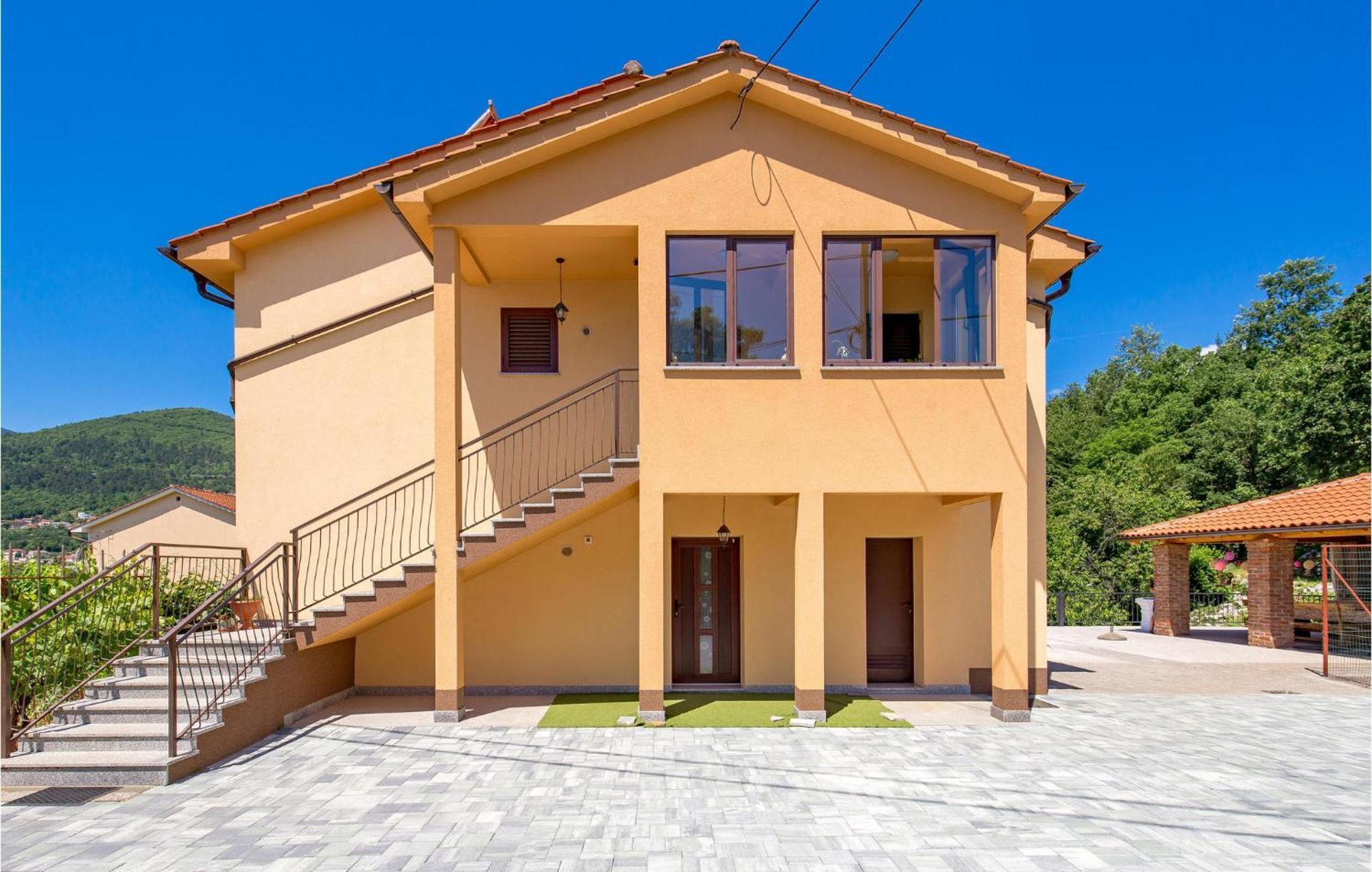 Amazing Apartment In Veprinac With Kitchen 외부 사진