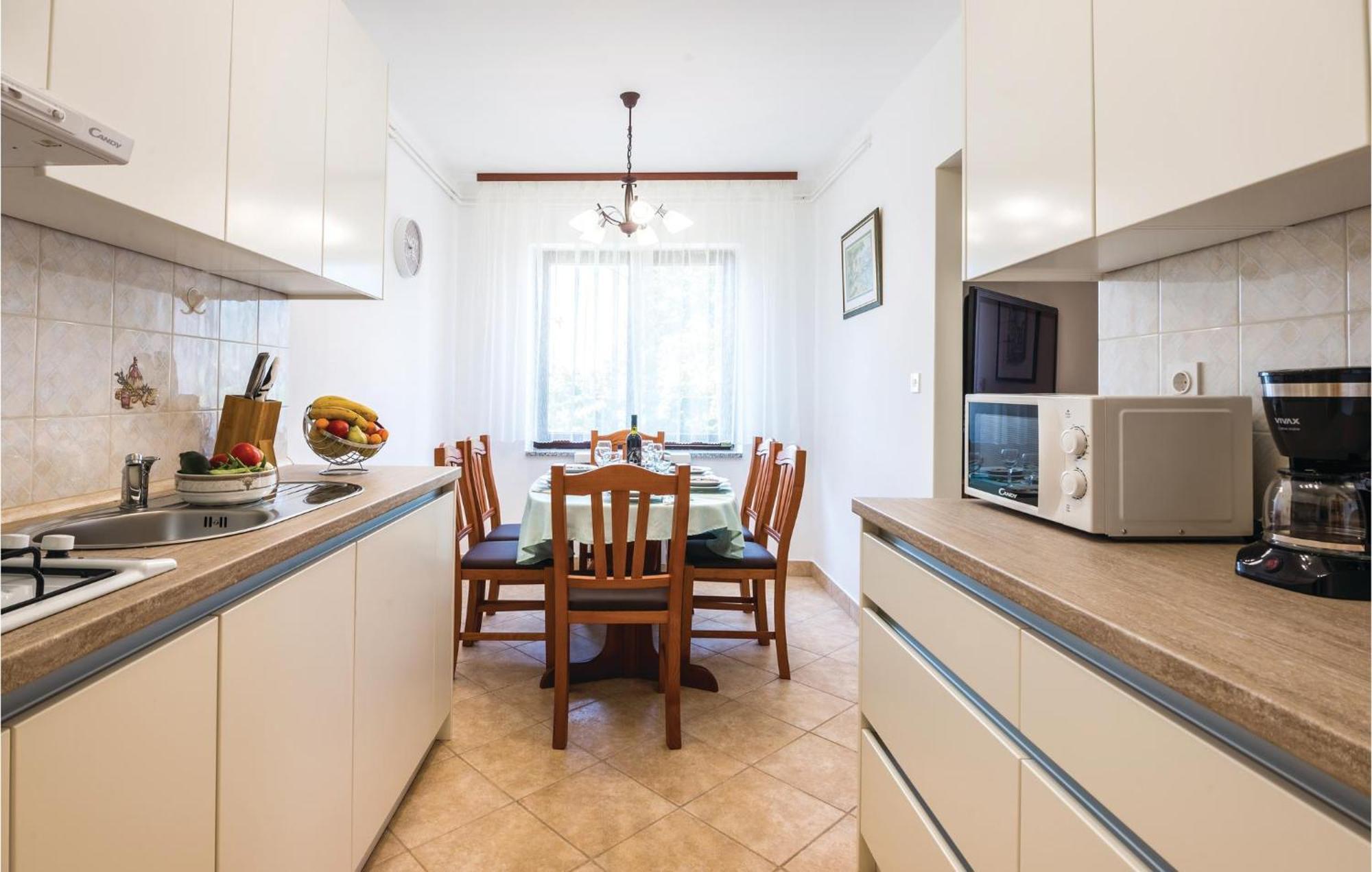 Amazing Apartment In Veprinac With Kitchen 외부 사진